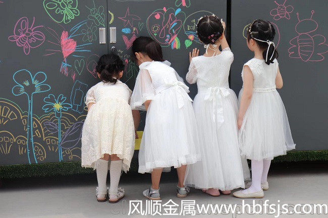 幼儿园涂鸦柜、户外涂鸦收纳柜